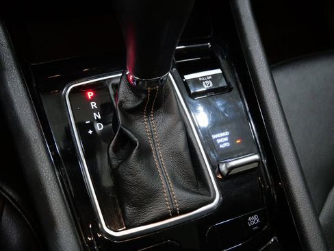 Used 2022 Jeep Compass Limited w/ Sun and Sound Group image 23