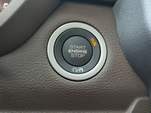 Used 2025 RAM 3500 Laramie image 26