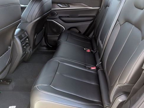 New 2026 Jeep Grand Cherokee Limited w/ Trailer Tow Package image 26