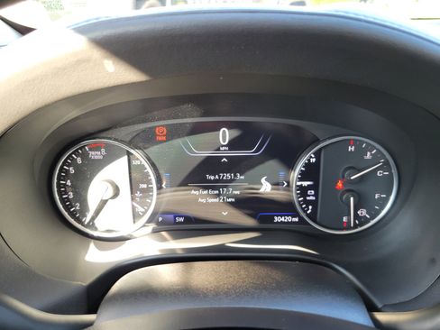 Used 2022 Buick Enclave Premium w/ Experience Buick Package image 29