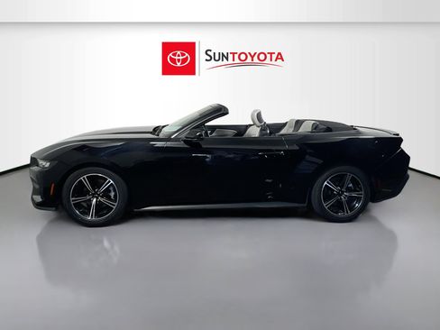 Used 2024 Ford Mustang Premium RWD image 39