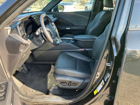 Used 2025 Lexus TX 350 AWD w/ Technology Package image 22