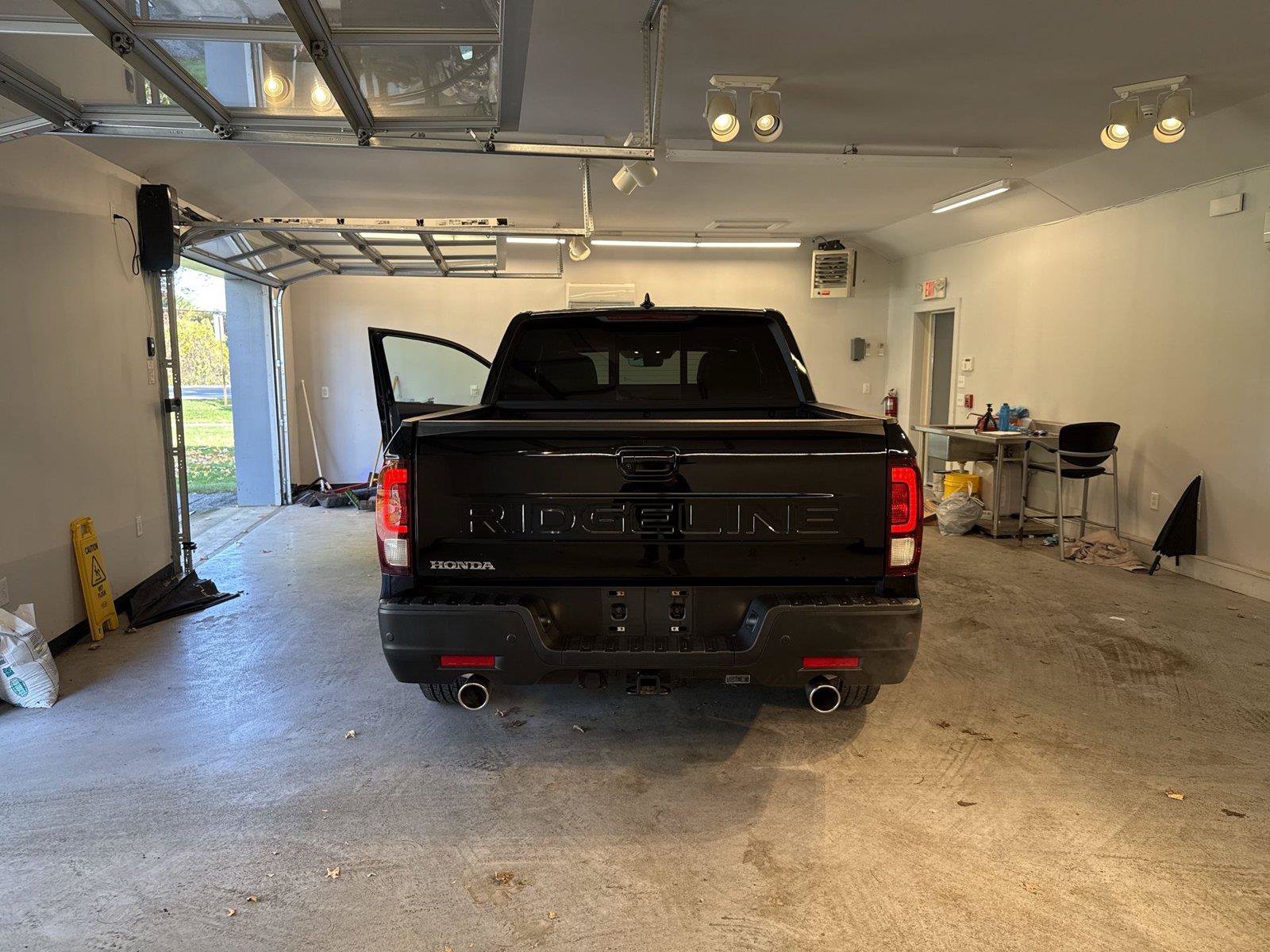 Used 2025 Honda Ridgeline Black Edition image 20