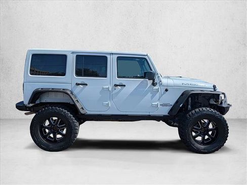 Used 2017 Jeep Wrangler Unlimited Sport w/ Quick Order Package 24S AWD/4WD image 4