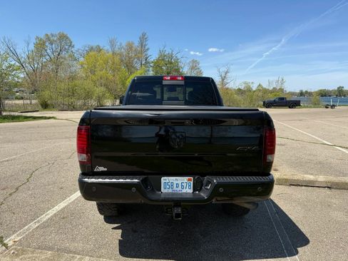 Used 2015 RAM 2500 Laramie w/ Black Appearance Group AWD/4WD image 6