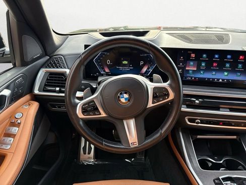 Used 2024 BMW X7 xDrive40i w/ M Sport Package image 13