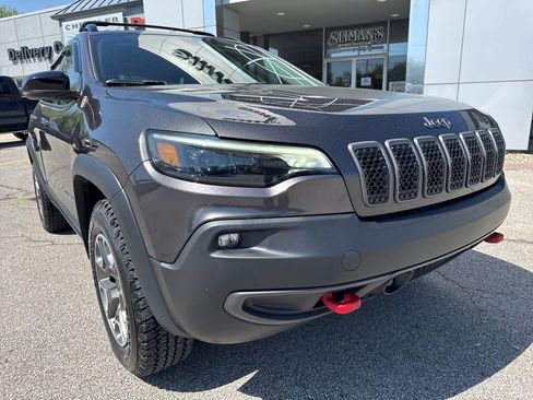 Used 2022 Jeep Cherokee Trailhawk w/ Trailer Tow Group AWD/4WD image 13