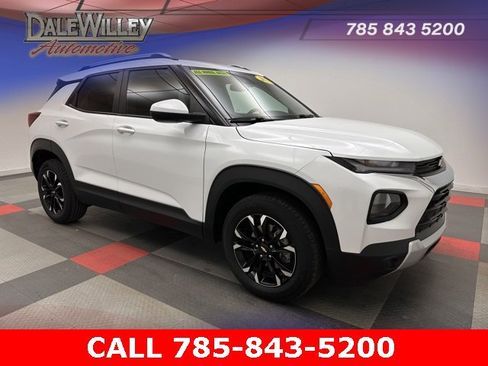 Used 2023 Chevrolet TrailBlazer LT image 1