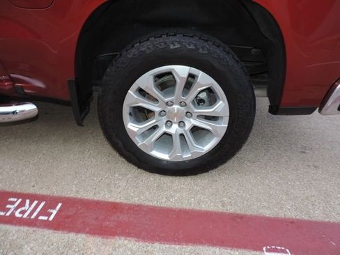 Used 2024 Chevrolet Silverado 1500 LTZ w/ LTZ Convenience Package II image 16