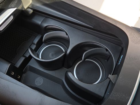 New 2026 Mercedes-Benz E 350 4MATIC Sedan image 27