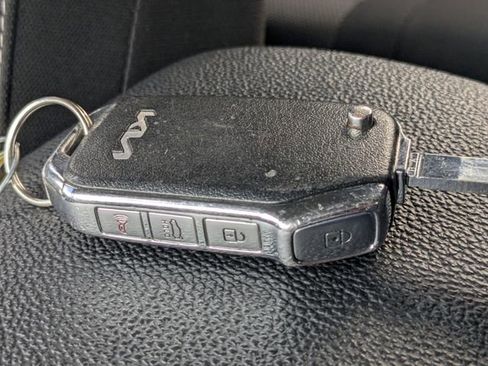 Certified 2023 Kia Forte LXS FWD image 30