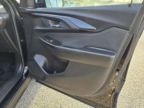 Used 2021 Chevrolet TrailBlazer RS w/ Convenience Package image 26