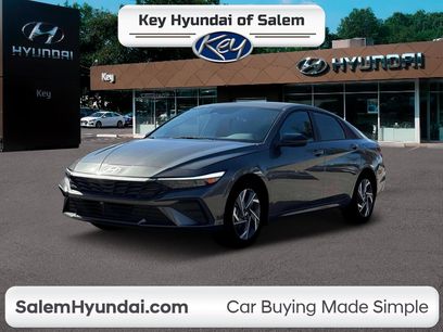 New 2025 Hyundai Elantra SEL w/ Cargo Package