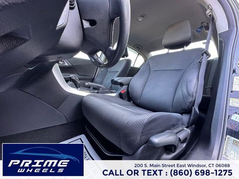 Used 2015 Honda Accord LX image 10
