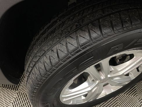 Certified 2018 GMC Terrain SLE w/ Driver Convenience Package image 44