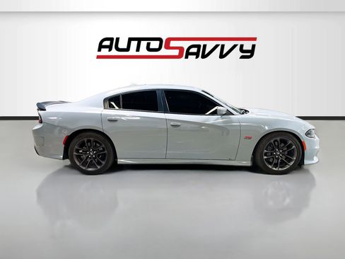 Used 2022 Dodge Charger Scat Pack RWD image 8