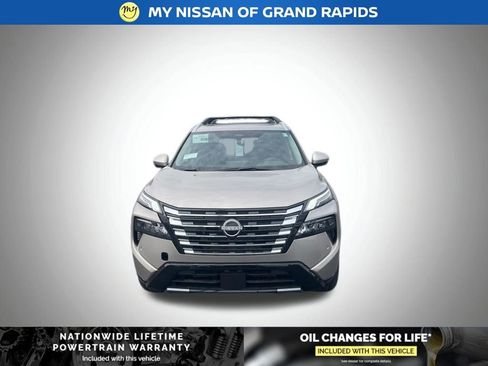 New 2026 Nissan Rogue Platinum AWD/4WD image 9