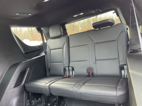 Used 2021 Chevrolet Tahoe Z71 image 16