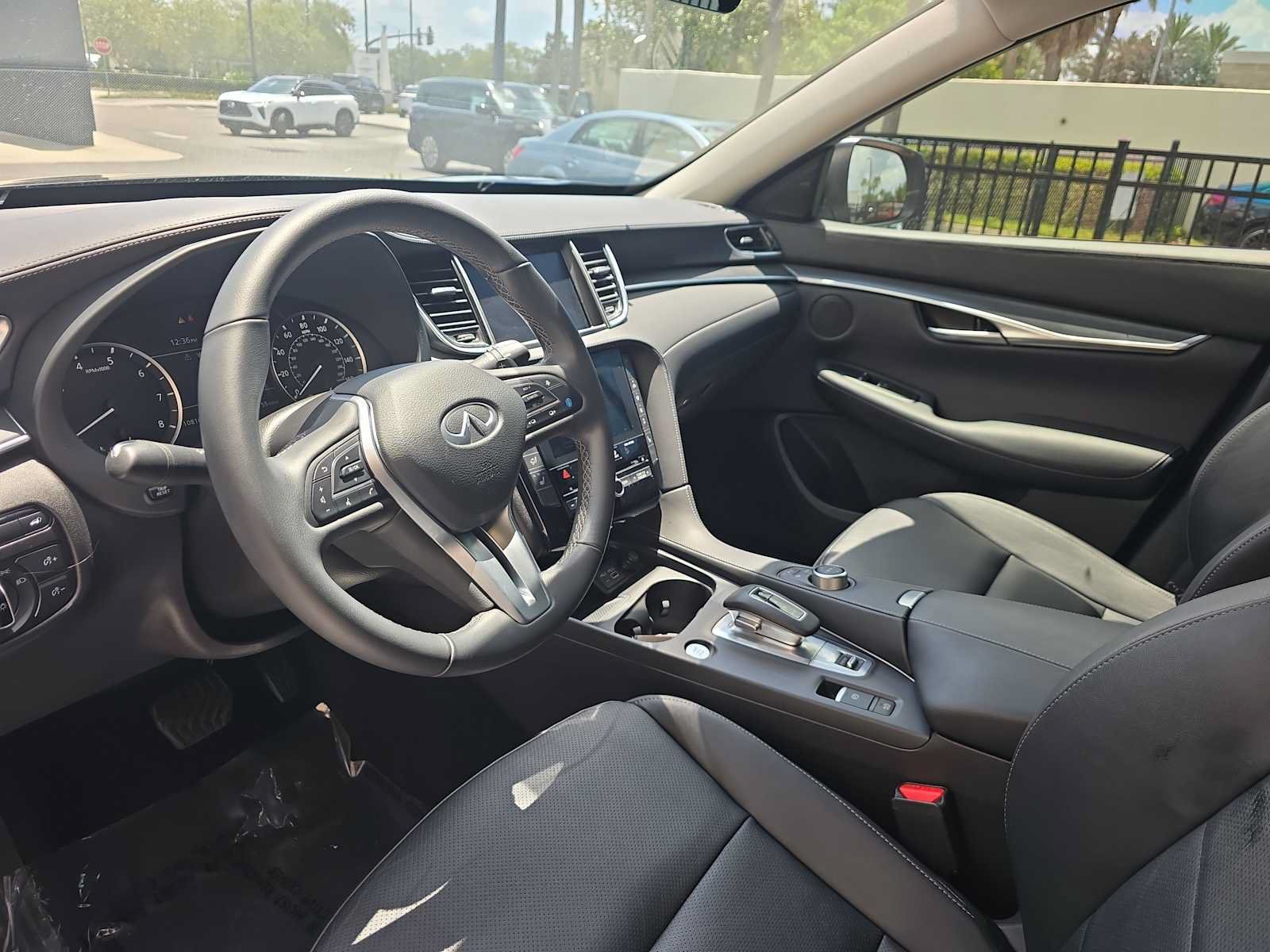Certified 2025 INFINITI QX50 Luxe AWD/4WD image 15