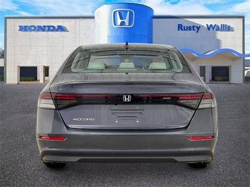 New 2025 Honda Accord LX image 4