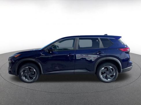 Used 2025 Nissan Rogue SV image 9