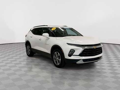 Certified 2023 Chevrolet Blazer LT w/ Convenience Package image 13