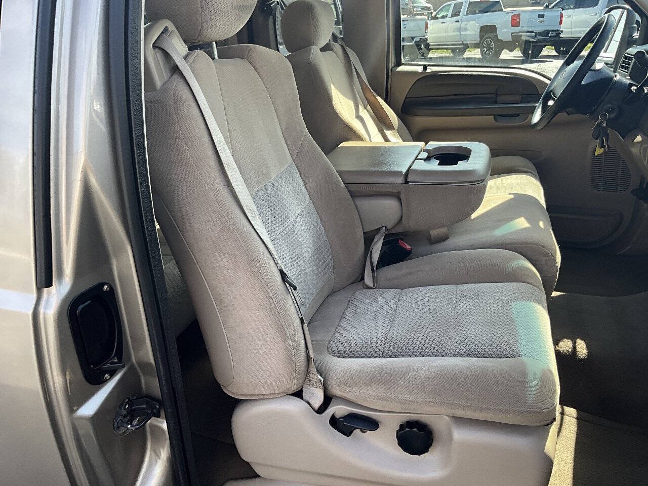 Used 2002 Ford F350 XLT RWD image 14