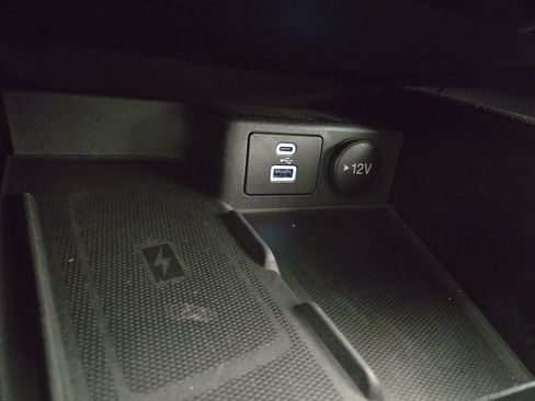 Used 2023 Ford Escape Active w/ Tech Pack #2 FWD image 26