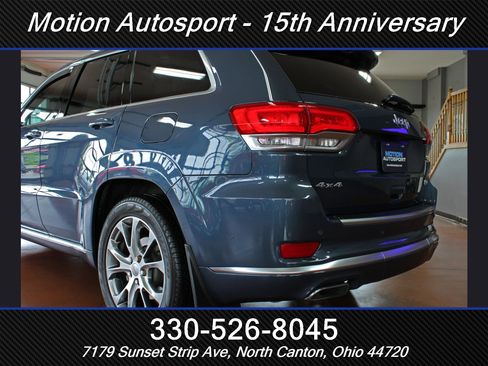 Used 2020 Jeep Grand Cherokee Summit AWD/4WD image 8