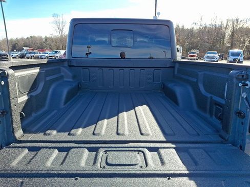 New 2026 Jeep Gladiator Sport AWD/4WD image 21