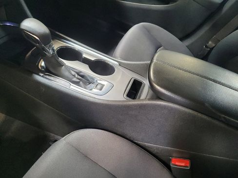 Used 2023 Chevrolet Malibu LT FWD image 26
