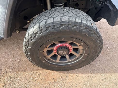 Used 2019 Jeep Wrangler Unlimited Rubicon image 16