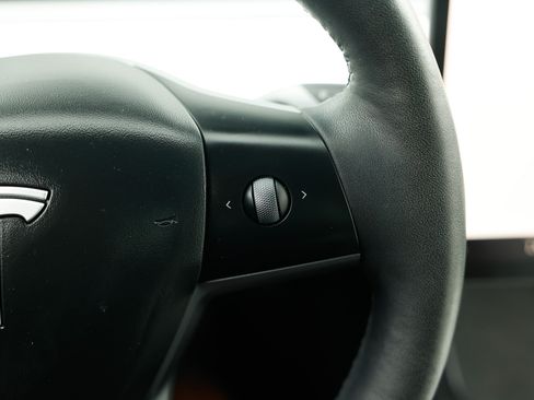 Used 2023 Tesla Model 3 Standard Range RWD image 34