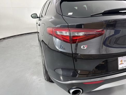 Used 2018 Alfa Romeo Stelvio Ti Sport AWD/4WD image 31