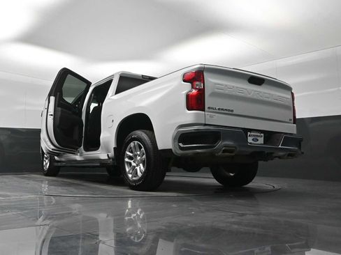 Used 2025 Chevrolet Silverado 1500 LT image 31