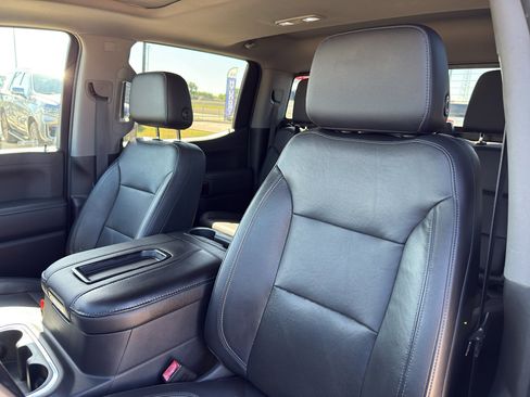 Used 2020 GMC Sierra 1500 SLT RWD image 11