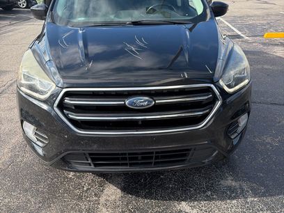 Used 2018 Ford Escape SE w/ SE Sport Appearance Package