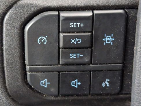 Used 2023 Ford F150 XLT image 19