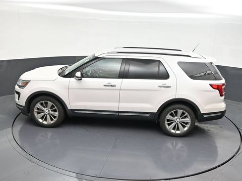 Used 2019 Ford Explorer Limited w/ Class III Trailer Tow Package FWD image 17