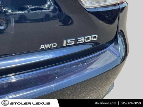 Used 2017 Lexus IS 300 AWD w/ Premium Package image 12