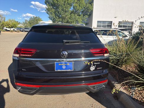 Used 2020 Volkswagen Atlas Cross Sport SEL AWD/4WD image 6