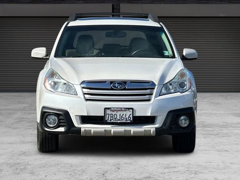 Used 2013 Subaru Outback 3.6R Limited image 10