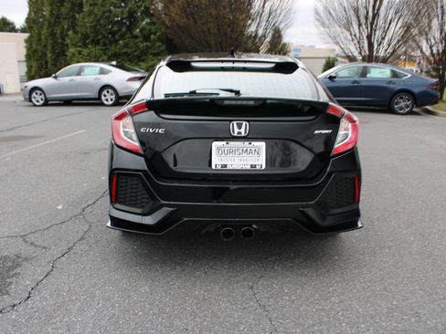 Used 2017 Honda Civic Sport image 8