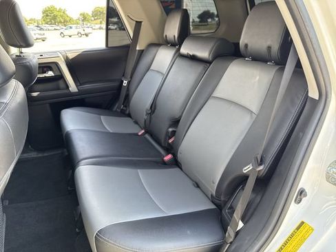 Used 2023 Toyota 4Runner SR5 Premium w/ Moonroof Package RWD image 23