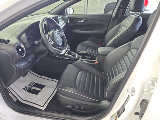 Used 2024 Kia Forte GT-Line w/ GT-Line Premium Package FWD image 14