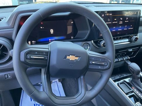 New 2026 Chevrolet Colorado W/T image 4