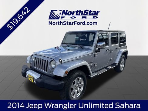 Used 2014 Jeep Wrangler Unlimited Sahara w/ Connectivity Group AWD/4WD image 1