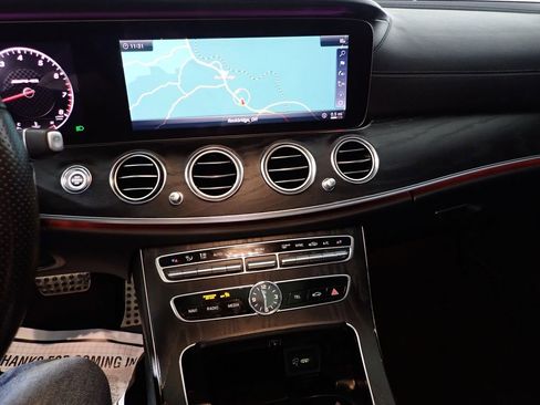 Used 2018 Mercedes-Benz E 43 AMG 4MATIC Sedan image 32