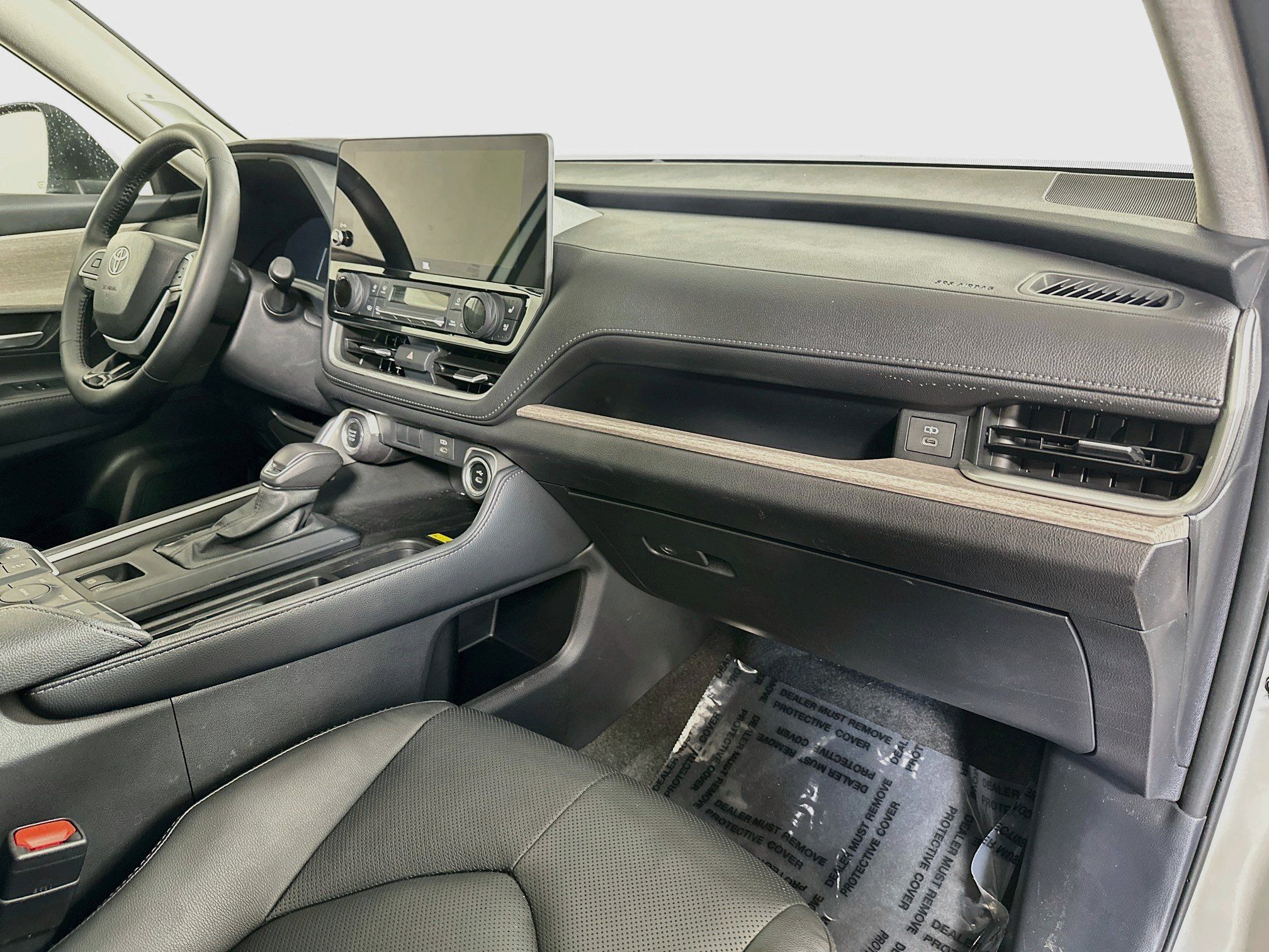 Used 2025 Toyota Grand Highlander AWD image 30