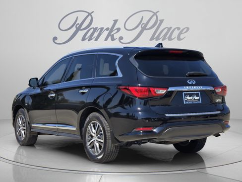 Used 2017 INFINITI QX60 FWD w/ Premium Plus Package image 3